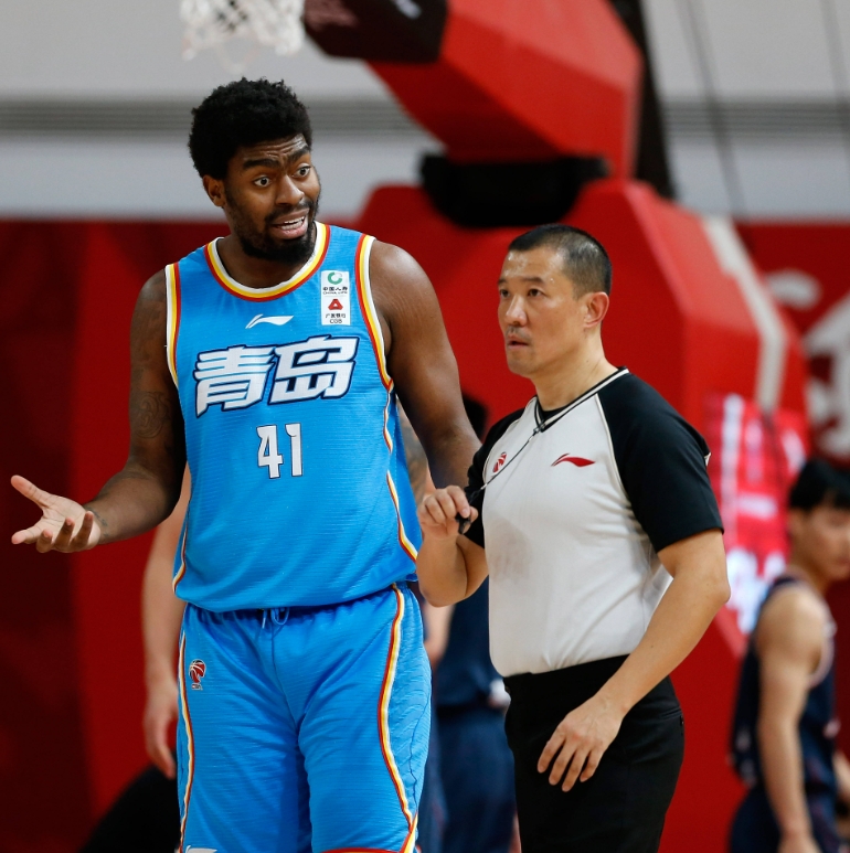 狂欢之战！青岛每日优鲜vs广东东莞大益：CBA常规赛超值碰撞