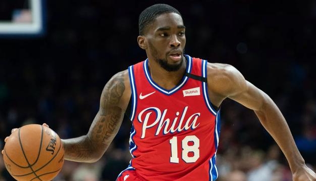 敌我对决！费城76人VS克里夫兰骑士，NBA最新鲜血液的碰撞