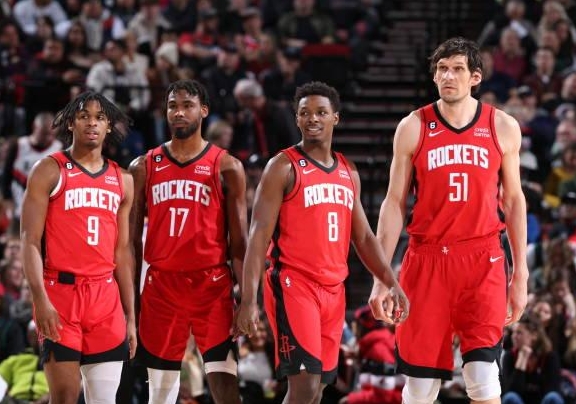 火花四溅！丹佛掘金VS休斯顿火箭，NBA现场直播！
