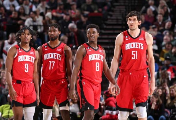 火花四溅！丹佛掘金VS休斯顿火箭，NBA现场直播！
