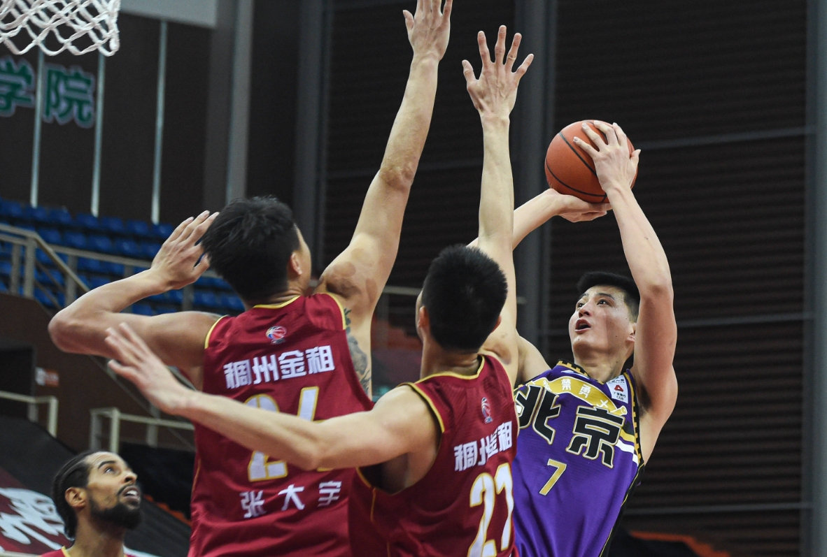 CBA第29輪：火爆對決！北京控股VS浙江稠州金租，勝負(fù)之爭