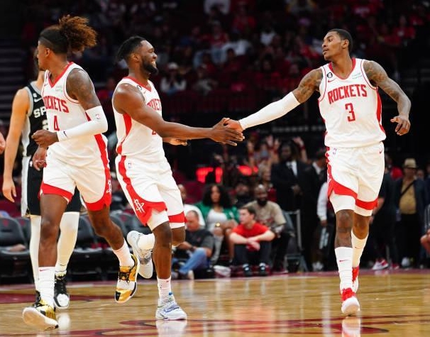 NBA常规赛前瞻：休斯顿火箭VS多伦多猛龙