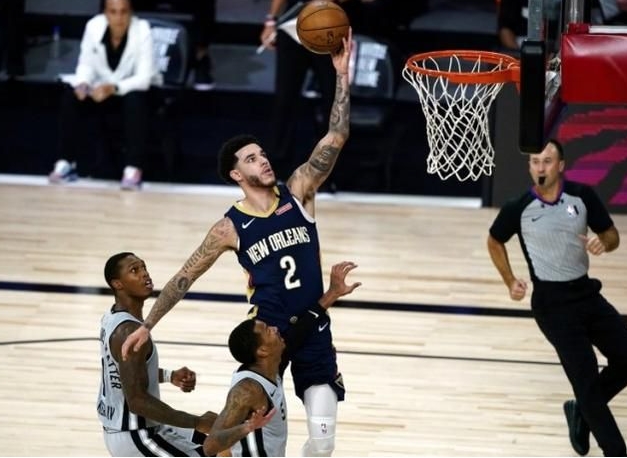 唇枪舌剑！纽约尼克斯VS新奥尔良鹈鹕，NBA最火爆对决