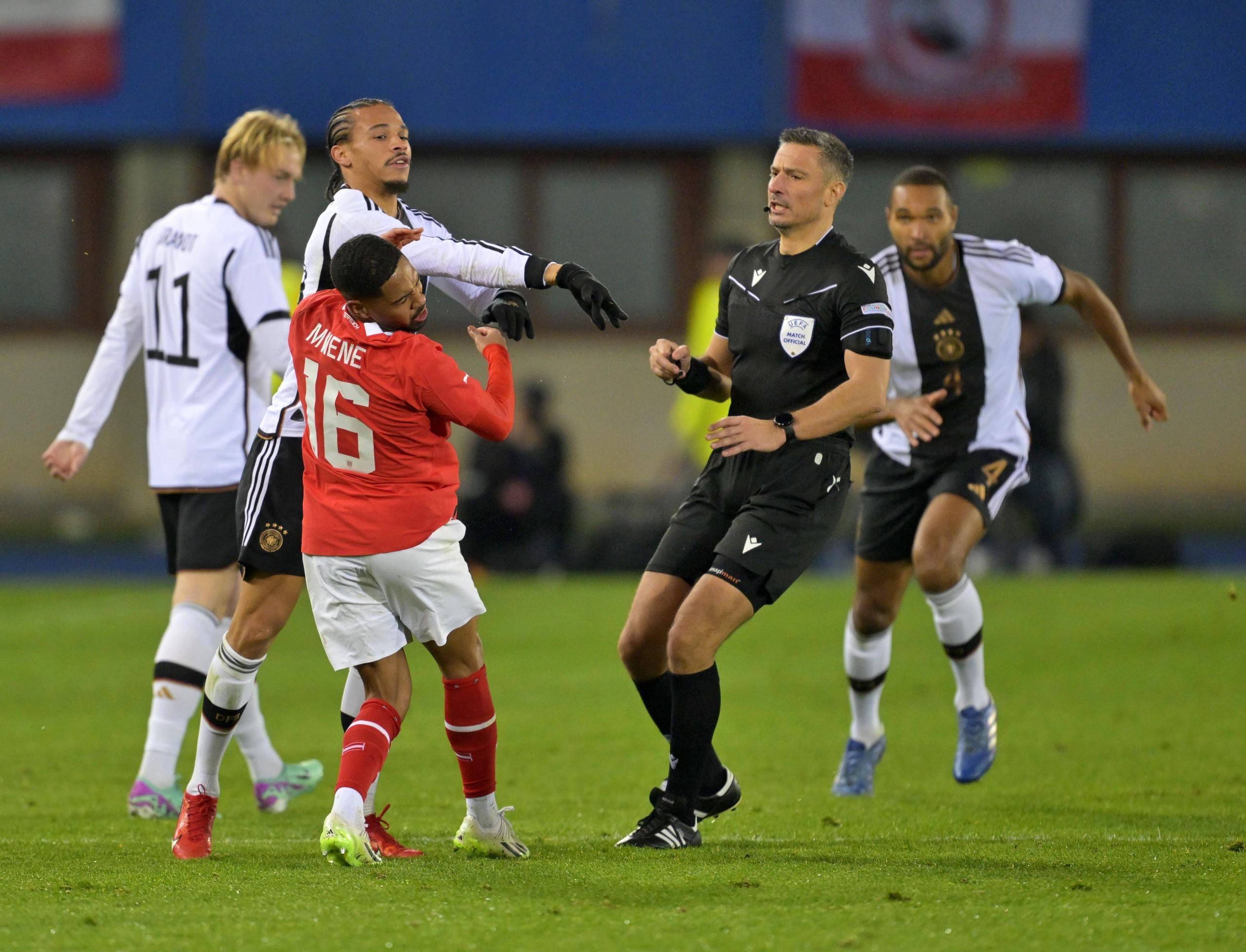 铁血战车：2012年欧洲杯德国队的辉煌之旅