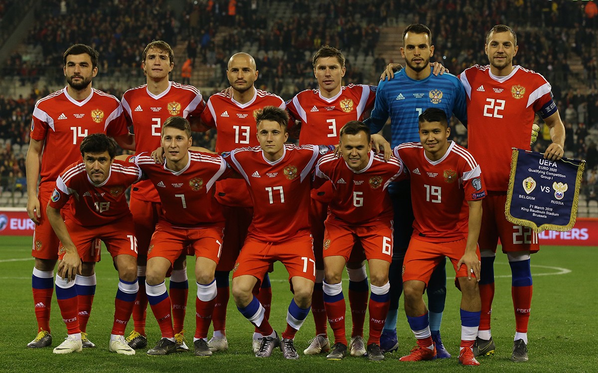 破冰之旅：2008年欧洲杯俄罗斯队的崛起与辉煌