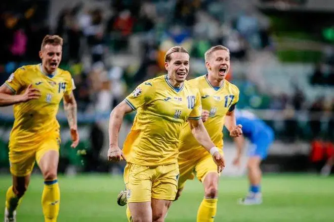 乌克兰逆境翻盘，2-1逆转斯洛伐克，欧洲杯小组赛次轮闪耀