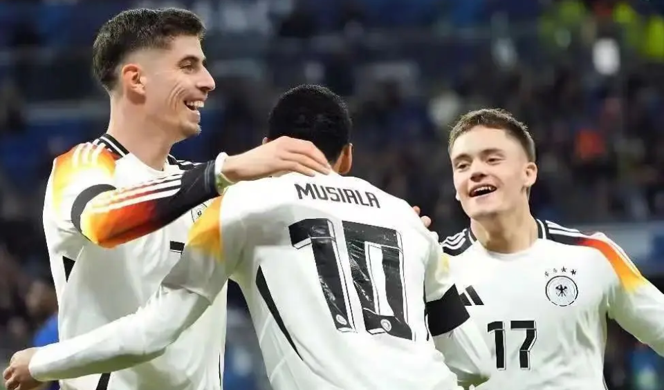 德国队欧洲杯强势晋级八强，终结近年大赛魔咒