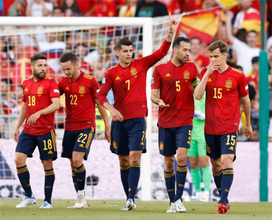 西班牙决战英格兰，欧洲杯金靴之争添彩决赛舞台