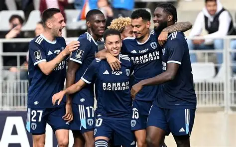 巴黎FC：法甲“小舟”勇闯巨浪之途